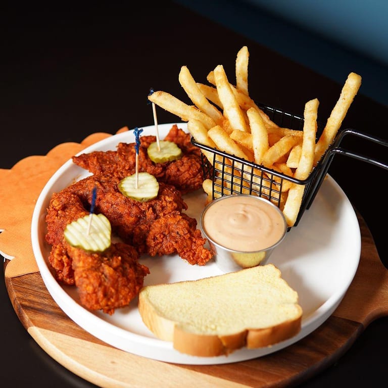 Philly Cheesesteak: A Tasty American Classic