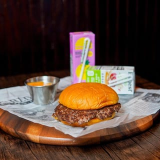 Jr. Smash Burger W/ Juice Bx 